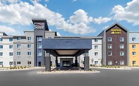 Sleep Inn Denver International Airport 2*